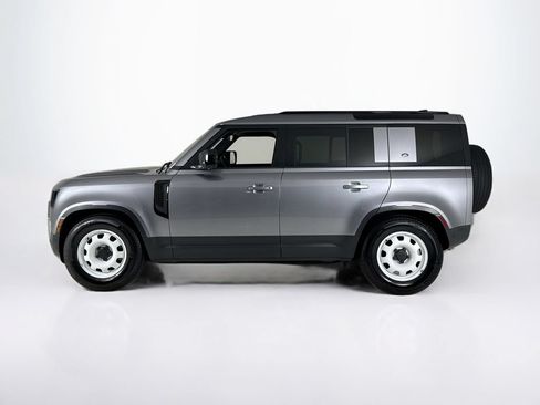 Used 2023 Land Rover Defender 110 AWD/4WD image 2