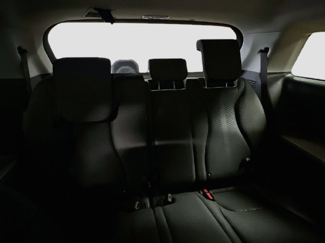 New 2027 Kia Carnival LX FWD image 27