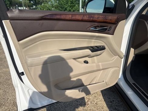 Used 2014 Cadillac SRX Luxury FWD image 19