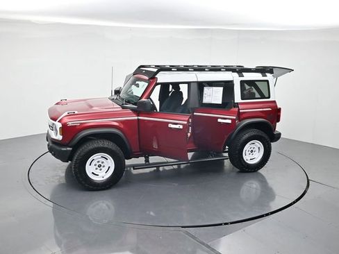 Certified 2025 Ford Bronco Heritage Edition AWD/4WD image 46