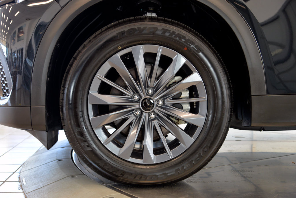 Certified 2026 MAZDA CX-70 SC AWD/4WD image 10