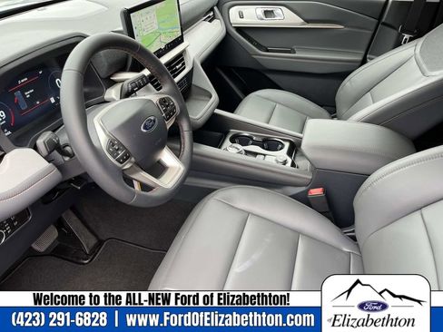 New 2026 Ford Explorer Active w/ Active Comfort Package image 22