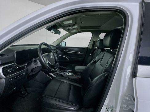 Used 2025 Kia Telluride S image 13