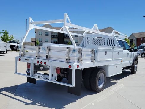 New 2026 Ford F550 4x4 Crew Cab image 3