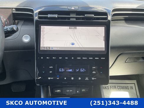 Used 2023 Hyundai Santa Cruz SEL Premium image 16