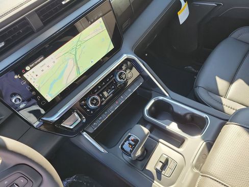 New 2026 GMC Sierra 1500 Denali AWD/4WD image 36