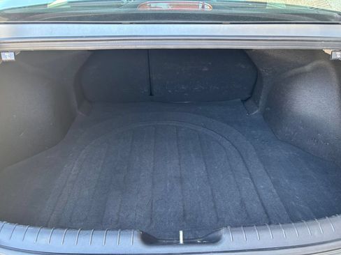Used 2025 Hyundai Elantra SEL FWD image 32