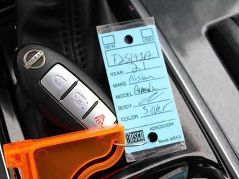 Used 2021 Nissan Armada SV image 30