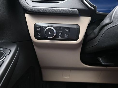 Certified 2021 Ford Escape SEL w/ Technology Package AWD/4WD image 18