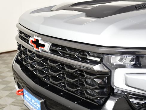 Used 2024 Chevrolet Silverado 1500 ZR2 w/ Technology Package AWD/4WD image 11
