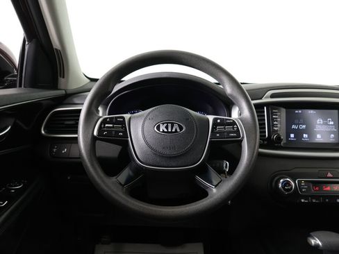 Used 2019 Kia Sorento LX image 30