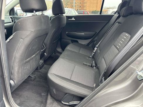 Used 2018 Kia Sportage LX image 7