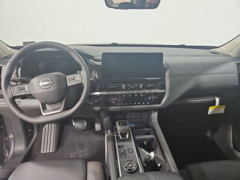 New 2026 Nissan Pathfinder SL AWD/4WD image 12