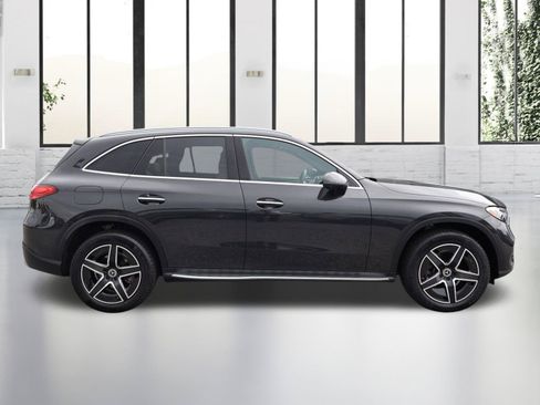 Used 2026 Mercedes-Benz GLC 300 image 6