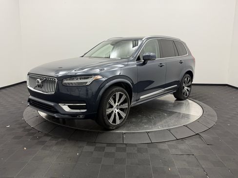 Certified 2023 Volvo XC90 B6 Ultimate w/ Protection Package Premier AWD/4WD image 3