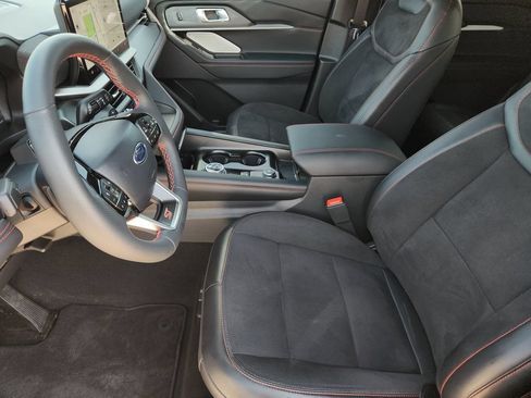 Used 2025 Ford Explorer ST w/ Sun And Sound Package AWD/4WD image 14