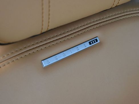 Used 2022 Jeep Grand Wagoneer Series III w/ Rear Seat Video Group 1 image 61