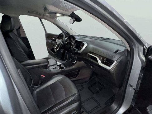 Used 2024 GMC Terrain SLT AWD/4WD image 25