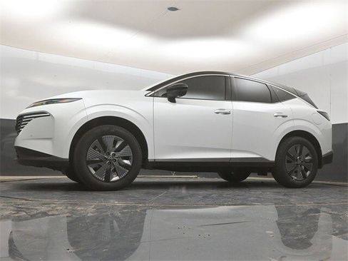 New 2025 Nissan Murano SL image 16