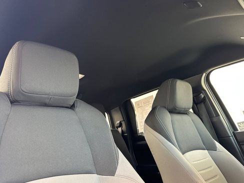 Certified 2025 Toyota Tacoma TRD Sport AWD/4WD image 17