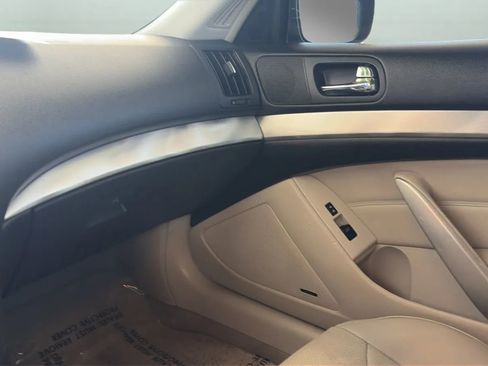 Used 2015 INFINITI Q60 Journey w/ Premium Package RWD image 20