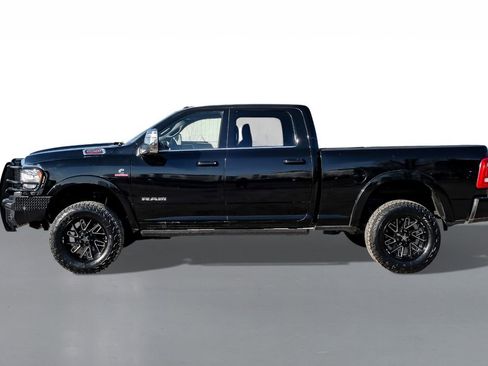 Used 2024 RAM 2500 Limited image 9