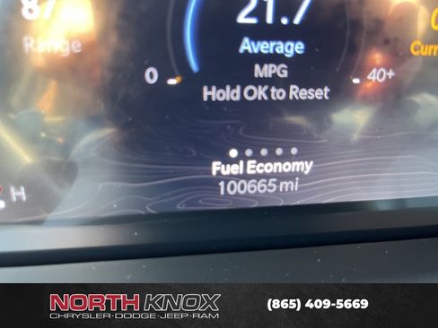 Used 2023 Jeep Grand Cherokee L Limited w/ Luxury Tech Group II AWD/4WD image 33