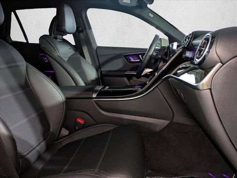 Certified 2025 Mercedes-Benz GLC 300 4MATIC image 19