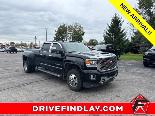 Used 2017 GMC Sierra 3500 Denali AWD/4WD image 9