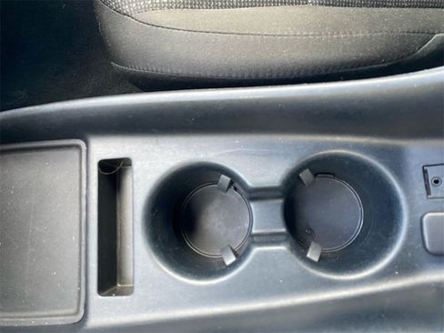 Used 2019 Toyota Prius LE image 29