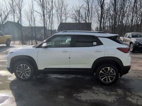 New 2026 Chevrolet TrailBlazer LT w/ LT Cold Weather Package AWD/4WD image 5