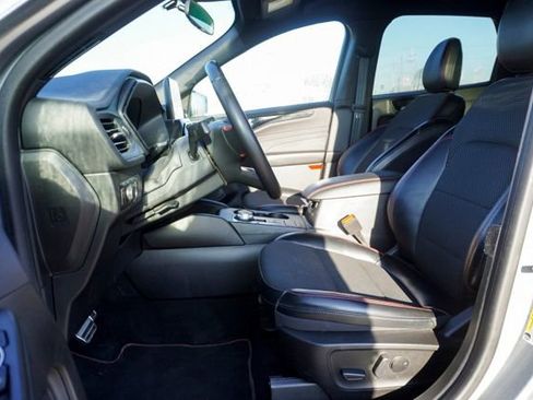 Used 2023 Ford Escape ST-Line image 13