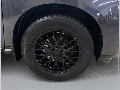 Used 2014 Nissan Pathfinder SL FWD image 15