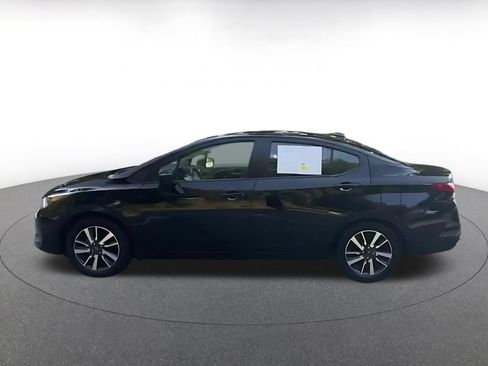 Used 2025 Nissan Versa SV FWD image 7
