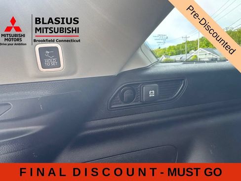 Used 2023 Jeep Grand Cherokee 4WD 4xe image 9