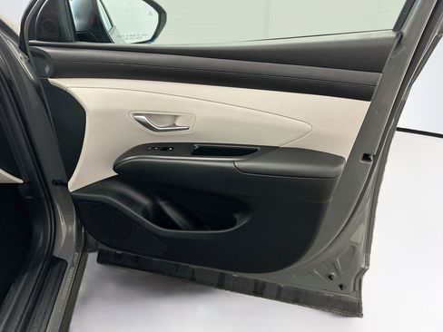 Used 2025 Hyundai Tucson SEL AWD/4WD image 34