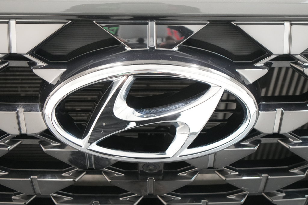 Used 2023 Hyundai Santa Fe Calligraphy AWD/4WD image 14