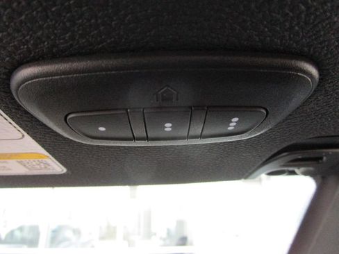 Used 2025 Jeep Wrangler Sport AWD/4WD image 43
