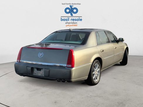 Used 2011 Cadillac DTS Luxury image 7