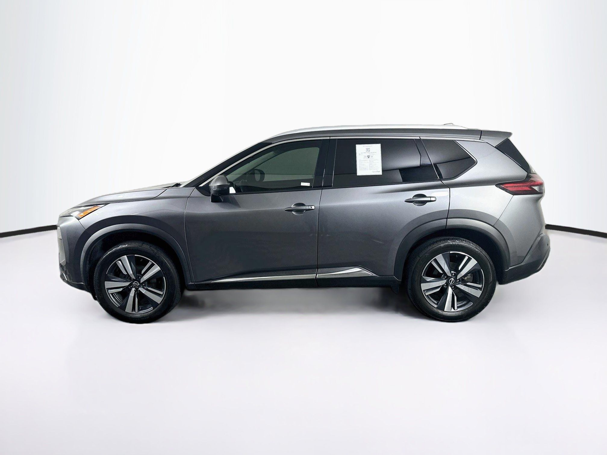 Used 2023 Nissan Rogue SL AWD/4WD image 4