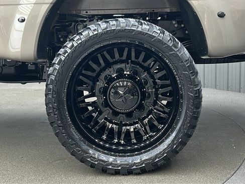 Used 2026 Ford F450 Platinum w/ Platinum Plus Package image 12