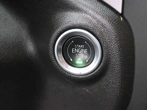 Used 2023 Chevrolet Silverado 1500 Custom AWD/4WD image 19