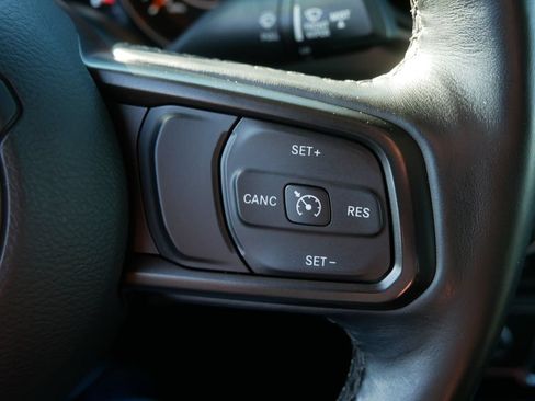 Used 2021 Jeep Gladiator Sport AWD/4WD image 21
