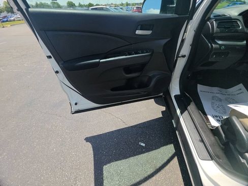 Used 2016 Honda CR-V LX image 13