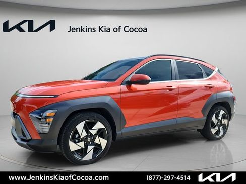 Used 2024 Hyundai Kona Limited FWD image 9