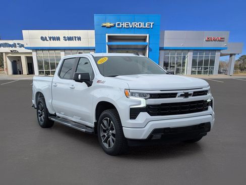 Used 2024 Chevrolet Silverado 1500 RST w/ Convenience Package II image 3