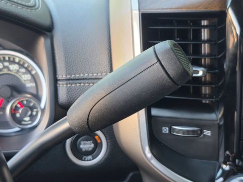 Used 2024 RAM 2500 Laramie w/ Safety Group AWD/4WD image 18