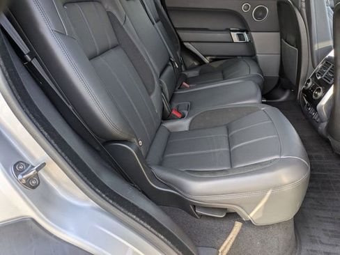 Used 2021 Land Rover Range Rover Sport HST image 17