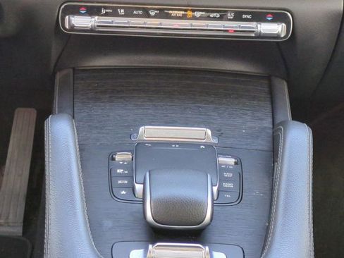 Used 2022 Mercedes-Benz GLS 450 4MATIC image 23