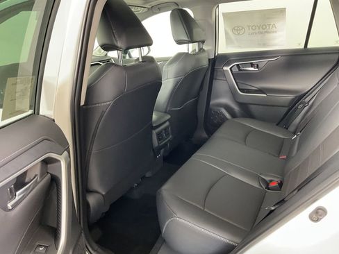 New 2025 Toyota RAV4 Limited image 17